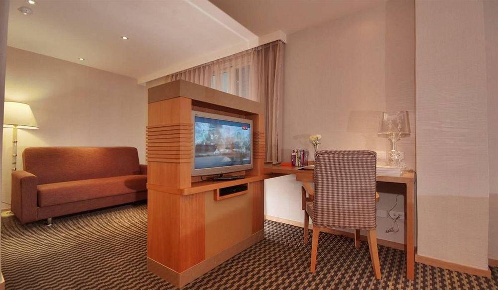 Tokyo International Hotel Taipei Eksteriør bilde